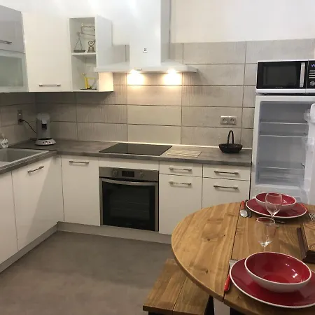 Le Refuge D'helix 公寓 *